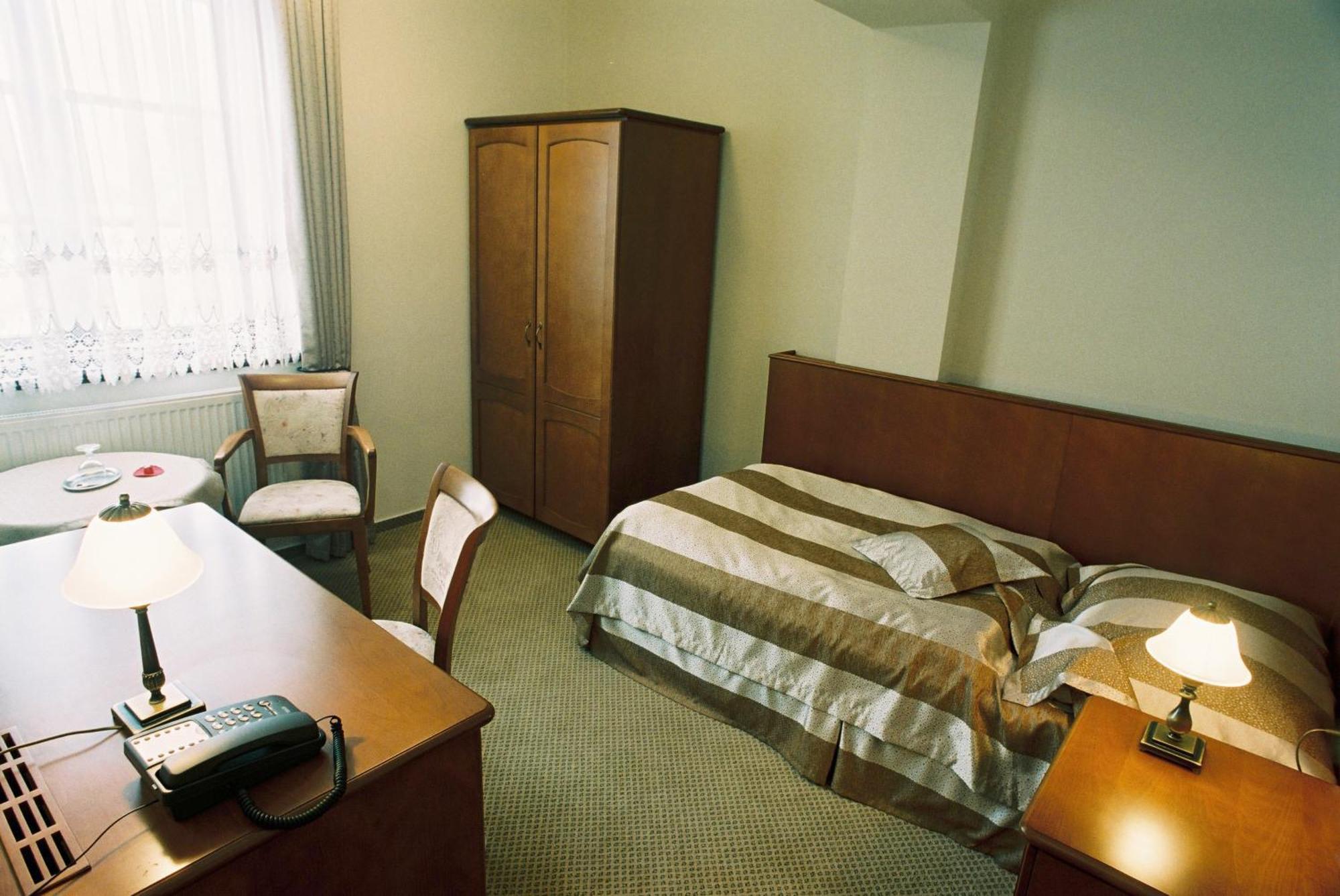 Park Hotel Tartuf Beladice Экстерьер фото
