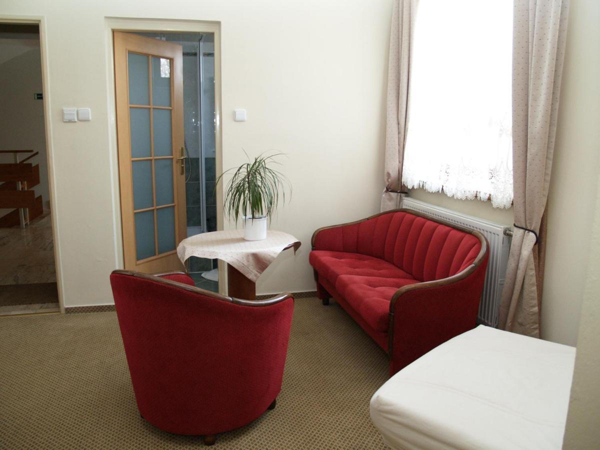 Park Hotel Tartuf Beladice Номер фото